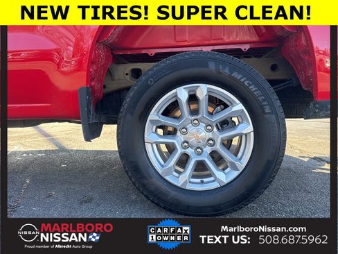 Used 2024 Chevrolet Silverado 1500 LT image 12