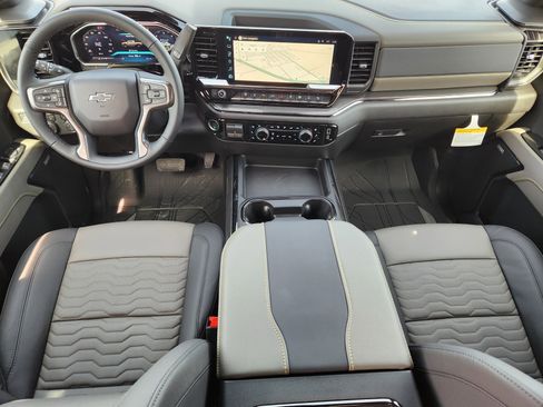 New 2026 Chevrolet Silverado 2500 ZR2 image 21