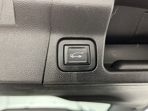 Used 2021 GMC Acadia SLT w/ Preferred Package AWD/4WD image 32