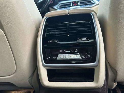 Used 2019 BMW X7 xDrive40i w/ Premium Package image 39