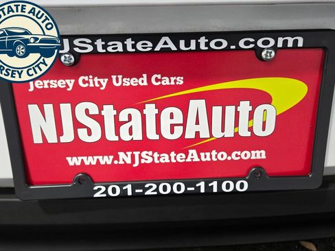 Used 2018 Hyundai Elantra GT FWD image 26