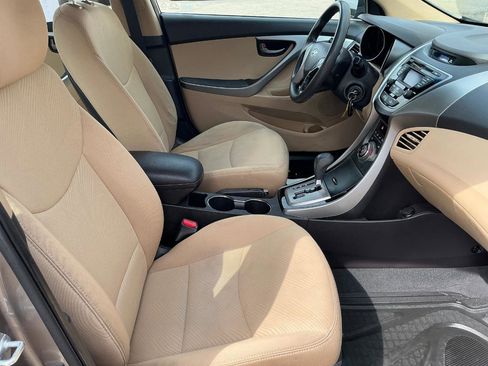 Used 2013 Hyundai Elantra GLS image 10