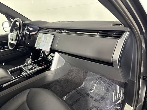 Certified 2023 Land Rover Range Rover SE AWD/4WD image 37