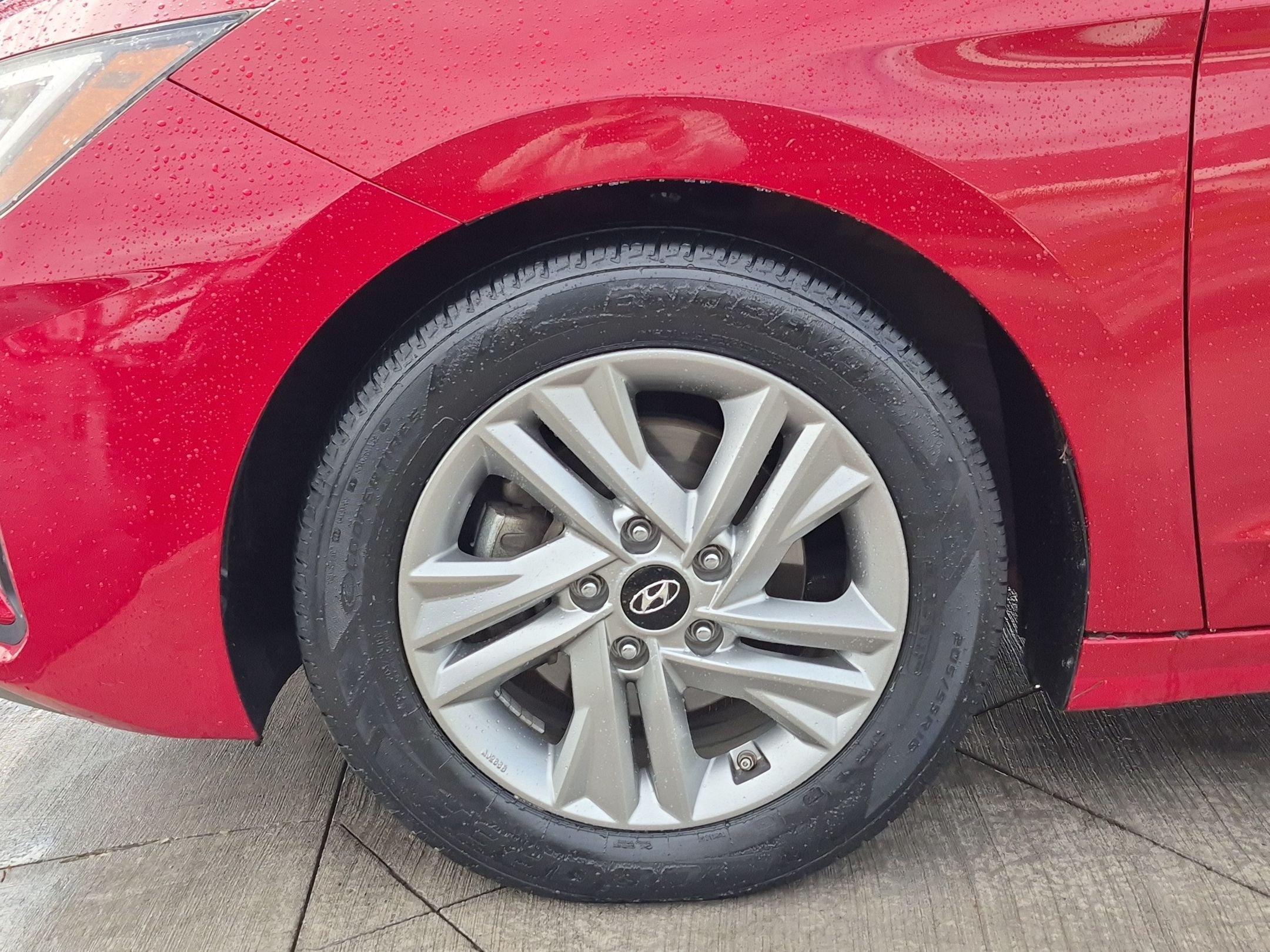 Used 2020 Hyundai Elantra SEL FWD image 12