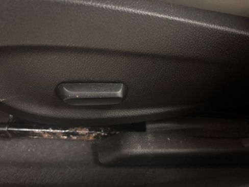 Used 2014 Buick Verano Convenience FWD image 19