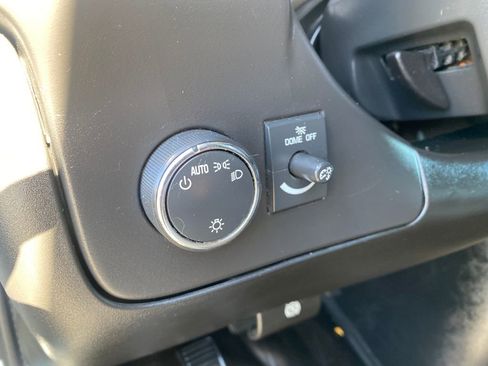 Used 2017 GMC Savana 2500 image 31