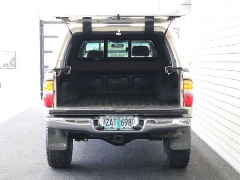 Used 2002 Toyota Tacoma 4x4 Xtracab V6 image 15