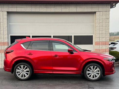 Used 2022 MAZDA CX-5 Signature image 2
