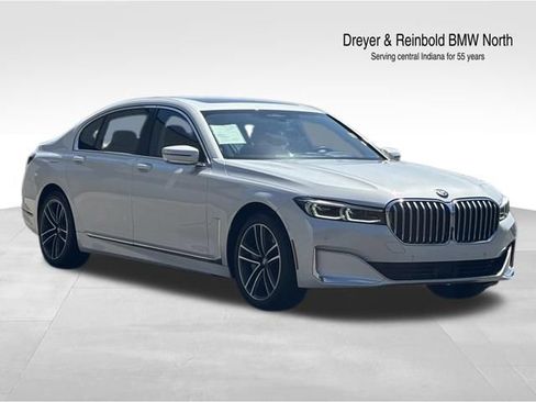 Used 2021 BMW 750i xDrive w/ Autobahn Package AWD/4WD image 9