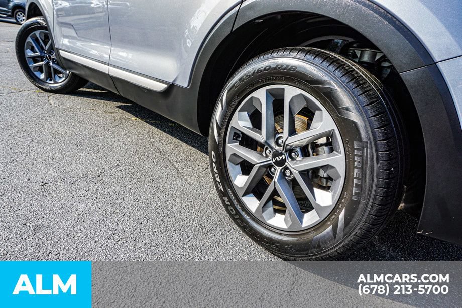Used 2024 Kia Telluride LX FWD image 15