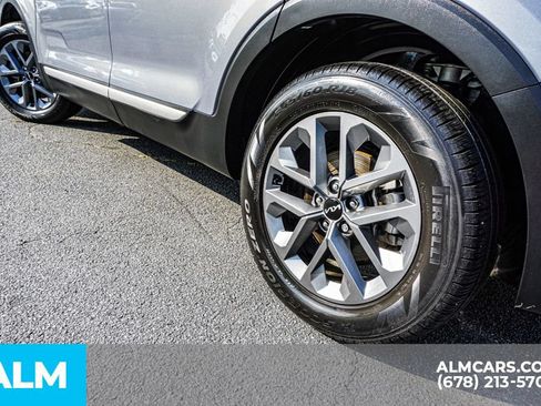 Used 2024 Kia Telluride LX FWD image 15