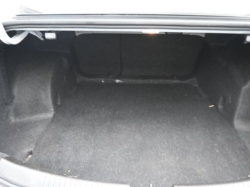 Used 2018 Chevrolet Malibu LT FWD image 19