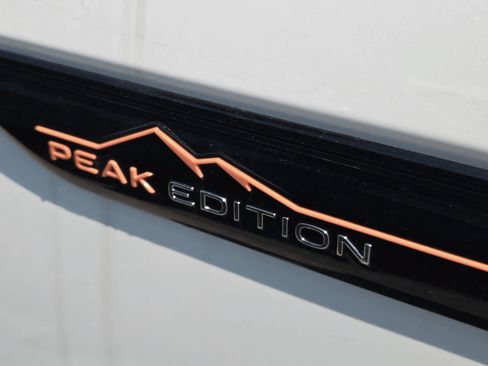 New 2026 Volkswagen Atlas Peak Edition AWD/4WD image 8