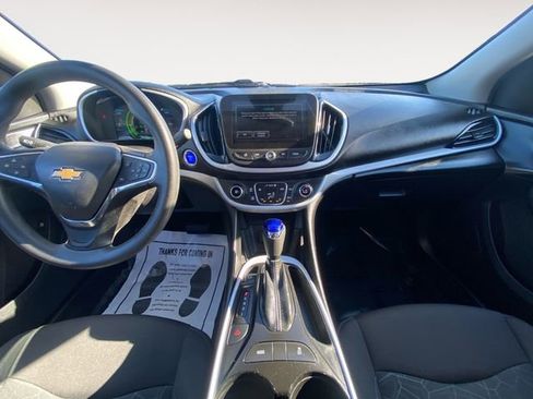 Used 2018 Chevrolet Volt LT image 11