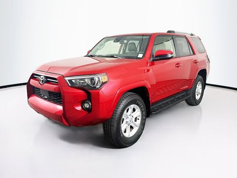 Used 2024 Toyota 4Runner SR5 Premium image 3