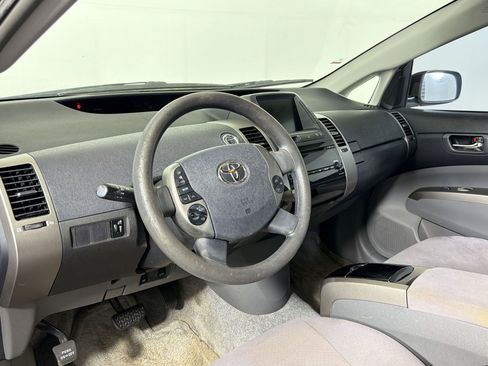 Used 2009 Toyota Prius FWD image 3