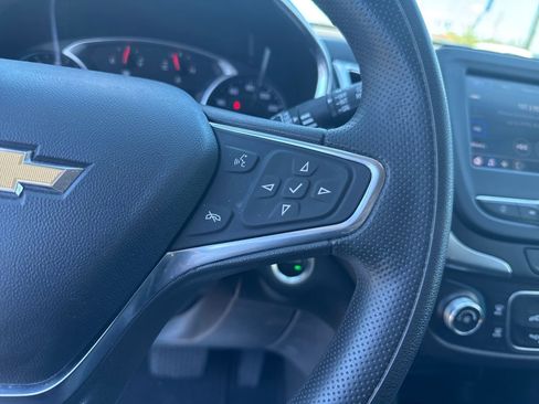 Used 2020 Chevrolet Equinox LT image 17