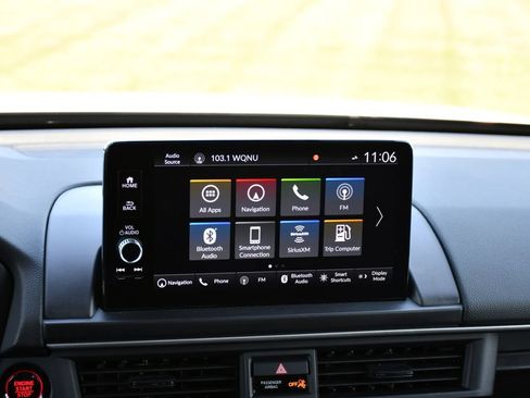 Certified 2025 Honda Pilot Touring image 28