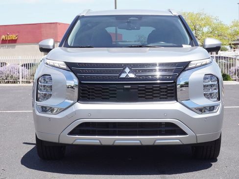 Used 2024 Mitsubishi Outlander SEL FWD image 5