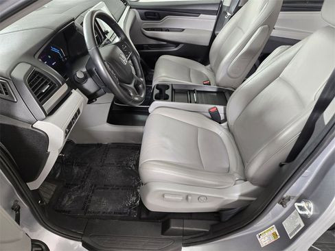 Used 2023 Honda Odyssey EX-L image 14