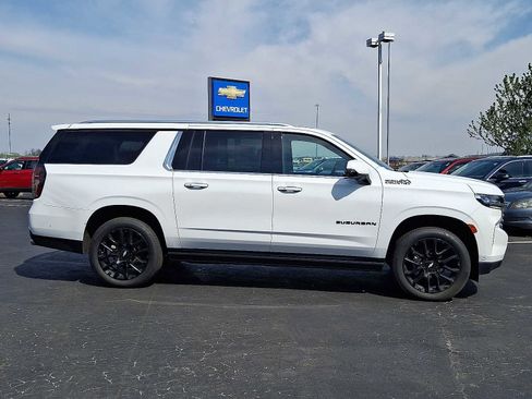 Used 2024 Chevrolet Suburban High Country w/ Advanced Technology Package AWD/4WD image 7
