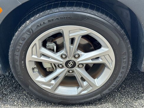 Used 2023 Hyundai Kona SEL w/ Cargo Package FWD image 11