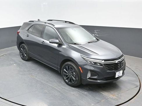Used 2023 Chevrolet Equinox RS w/ RS Leather Package AWD/4WD image 19