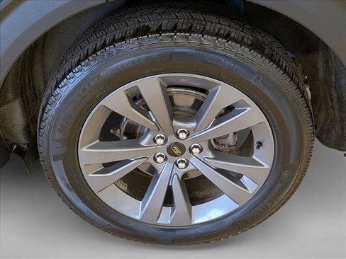 Certified 2023 Ford Explorer XLT w/ Equipment Group 202A AWD/4WD image 28