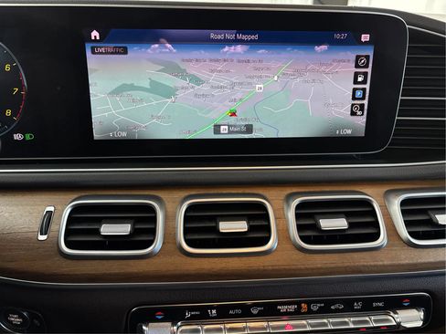 Used 2020 Mercedes-Benz GLS 450 4MATIC image 35