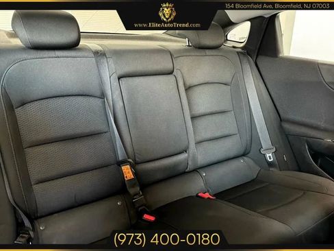 Used 2017 Chevrolet Malibu LT image 23