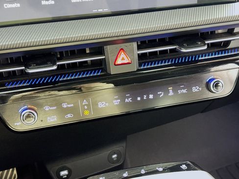 Used 2023 Kia EV6 GT-Line w/ GT-Line White Seat Package image 18