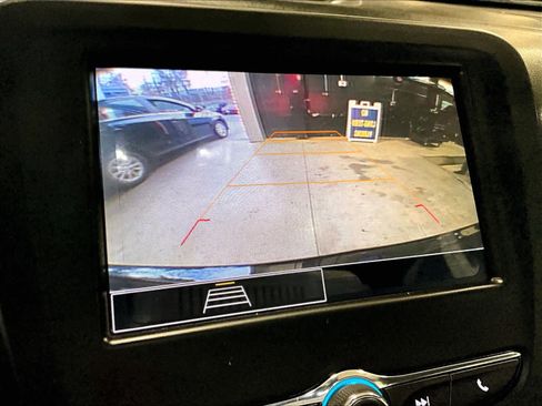 Used 2023 Chevrolet Equinox LT image 19