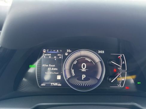 Certified 2025 Lexus ES 300h Ultra Luxury image 10