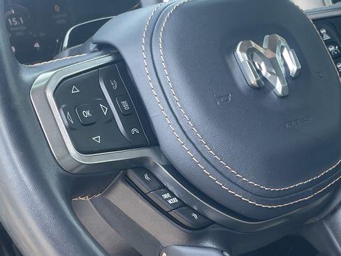 Used 2025 RAM 1500 Tungsten AWD/4WD image 18