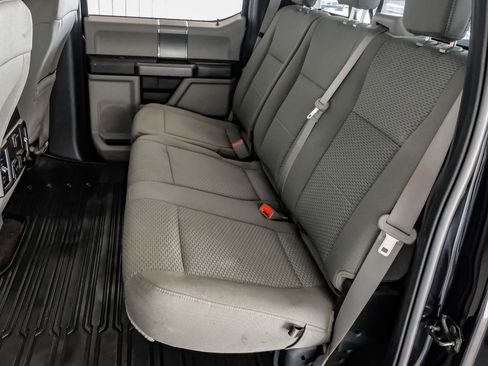 Used 2020 Ford F150 XLT w/ Equipment Group 302A Luxury AWD/4WD image 37