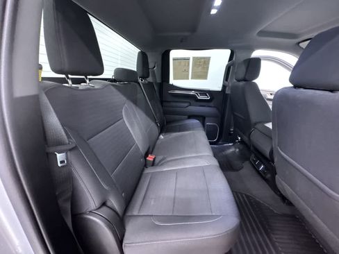 Used 2022 Chevrolet Silverado 1500 LT image 35