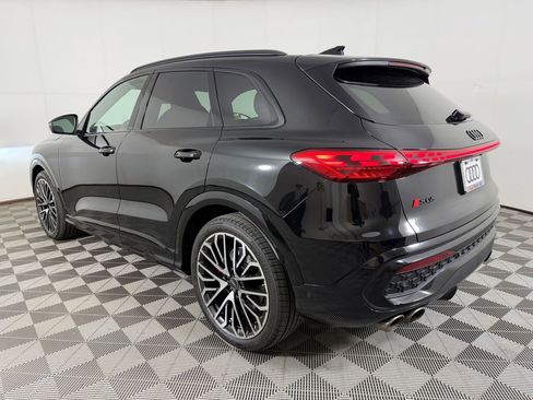 Used 2025 Audi SQ5 Premium Plus w/ Premium Plus Package AWD/4WD image 3