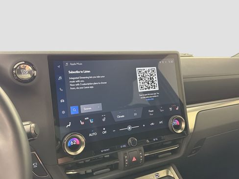 Used 2024 Lexus GX 550 w/ Accessory Package (Z1) image 15