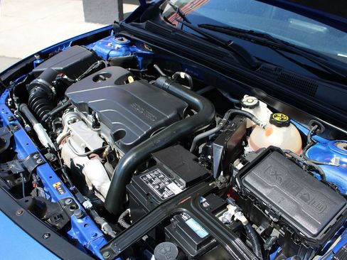 Used 2023 Chevrolet Malibu LS FWD image 28