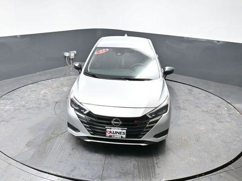 Used 2023 Nissan Versa SR w/ Trunk Package image 42