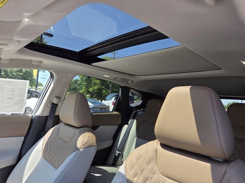 New 2026 Nissan Murano Platinum w/ Cargo Package AWD/4WD image 4