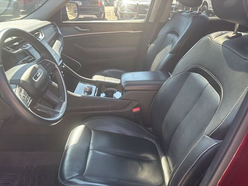 Used 2021 Jeep Grand Cherokee L Limited image 22