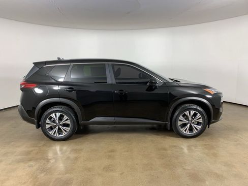 Used 2023 Nissan Rogue SV AWD/4WD image 7