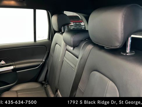 Certified 2022 Mercedes-Benz GLB 250 4MATIC w/ Premium Package Lite image 20