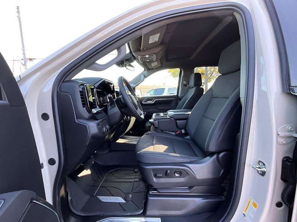 New 2026 Chevrolet Silverado 1500 RST w/ RST Select Package AWD/4WD image 3