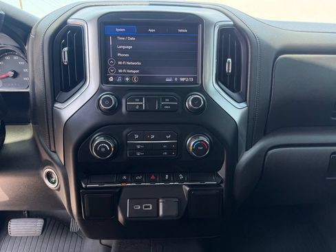 Used 2020 Chevrolet Silverado 1500 LT Trail Boss w/ Bed Protection Package AWD/4WD image 33
