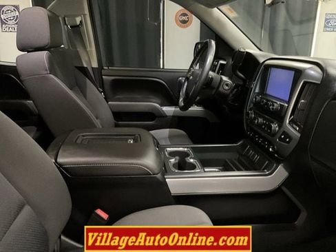 Used 2017 Chevrolet Silverado 1500 LT w/ LPO, Black Pack AWD/4WD image 30