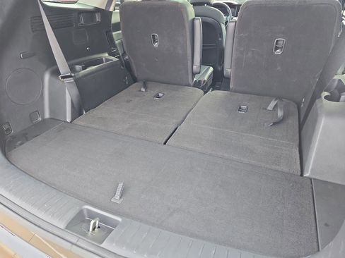 Certified 2022 Kia Sorento SX image 33