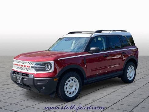 Used 2025 Ford Bronco Sport Heritage w/ Convenience Package AWD/4WD image 3