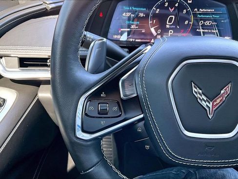 Used 2022 Chevrolet Corvette Stingray Premium Cpe w/ Z51 Performance Package image 6